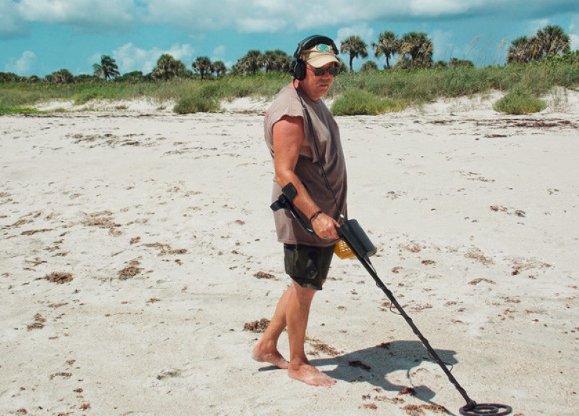 Ir en una búsqueda del tesoro! 4 tesoros más grandes que aún no se han encontrado Ir en una búsqueda del tesoro! 4 tesoros más grandes que aún no se han encontrado