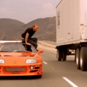 Irkutsk fast and furious: father and son stole goods from trucks on the move, as in an action movie