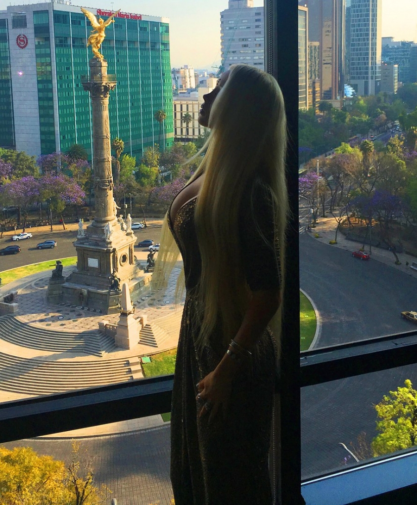 It seems that they are possessed by Barbie