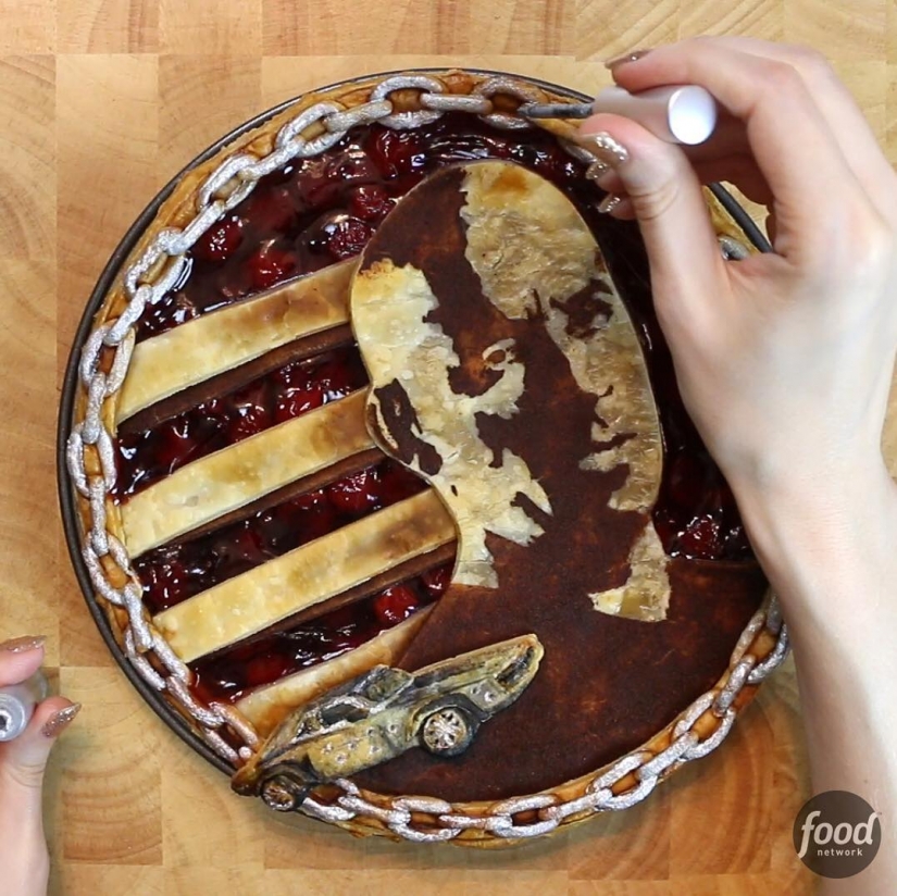 It's a pity to even cut it: pop culture in pies