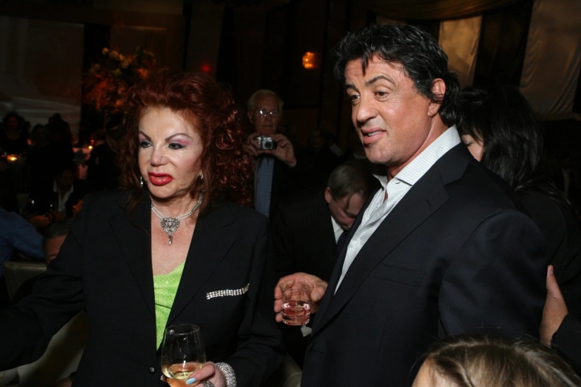 Jackie, la querida madre de Sylvester Stallone, ha muerto a la edad de 98 Jackie, la querida madre de Sylvester Stallone, ha muerto a la edad de 98