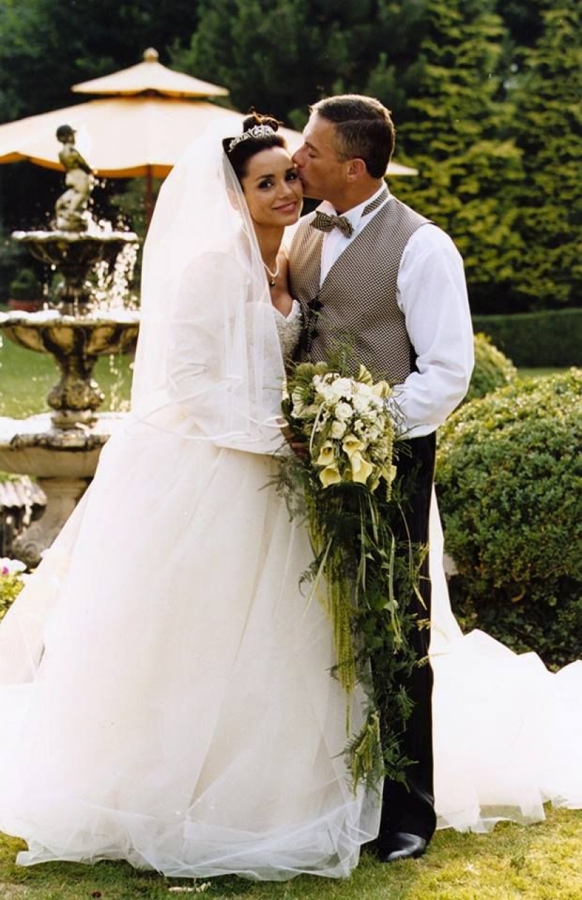 Jean-Claude Van Damme and Gladys Portugese: Through the thorns to happiness Jean-Claude Van Damme and Gladys Portugese: Through the thorns to happiness