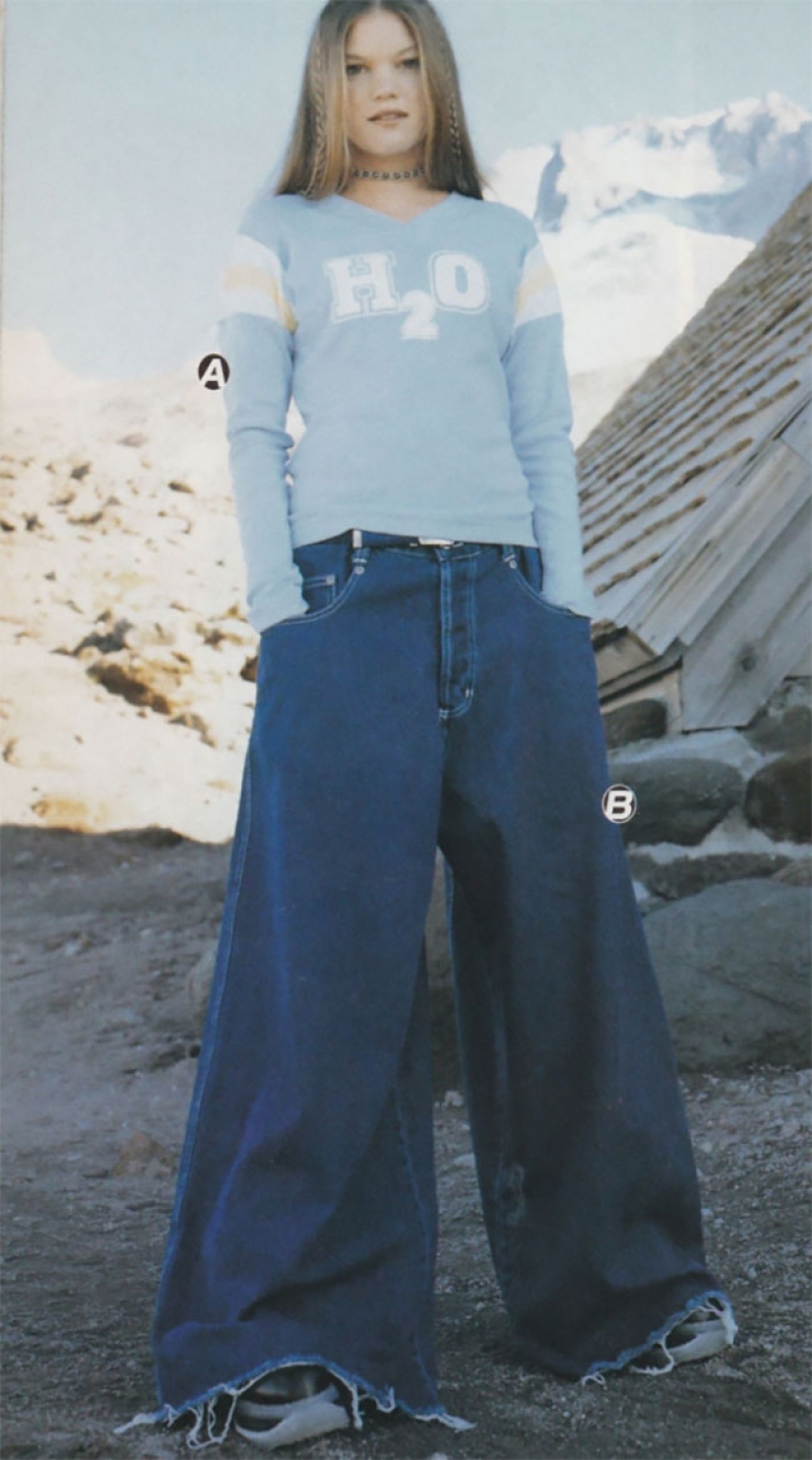 Jeans with wide legs: a strange fashion trend from the 90s, which is coming back again