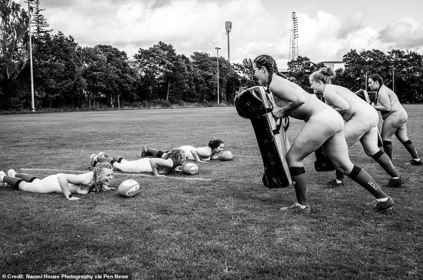 Jugadores de rugby australianos protagonizaron para calendario erótico Jugadores de rugby australianos protagonizaron para calendario erótico