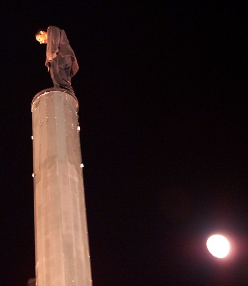 Juguetón de la pluma: el más peligroso de trucos de ilusionista David blaine