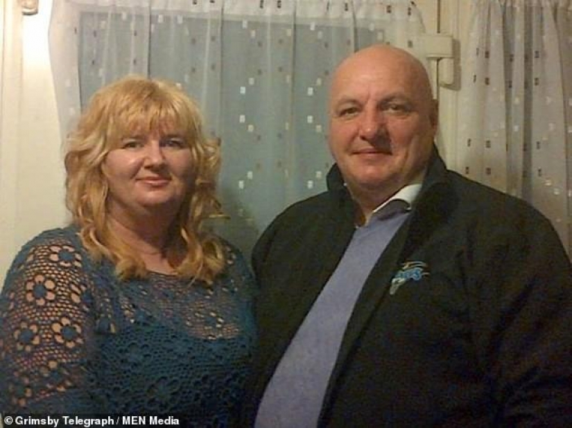 Juntos para siempre: un marido perdonar esposa, que lo apuñaló 22 veces Juntos para siempre: un marido perdonar esposa, que lo apuñaló 22 veces