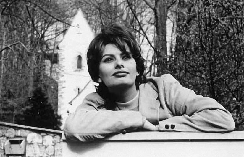 La incomparable Sophia Loren, la mujer italiana más hermosa, cumplió 86 años hoy La incomparable Sophia Loren, la mujer italiana más hermosa, cumplió 86 años hoy