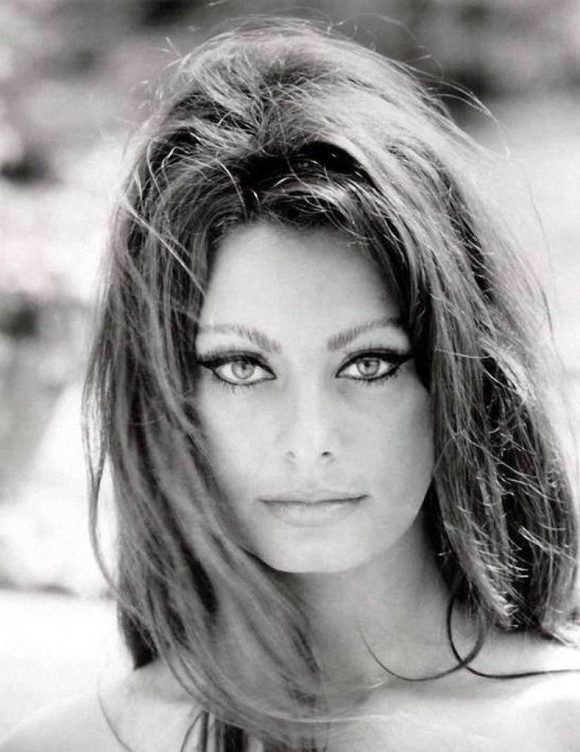 La incomparable Sophia Loren, la mujer italiana más hermosa, cumplió 86 años hoy La incomparable Sophia Loren, la mujer italiana más hermosa, cumplió 86 años hoy