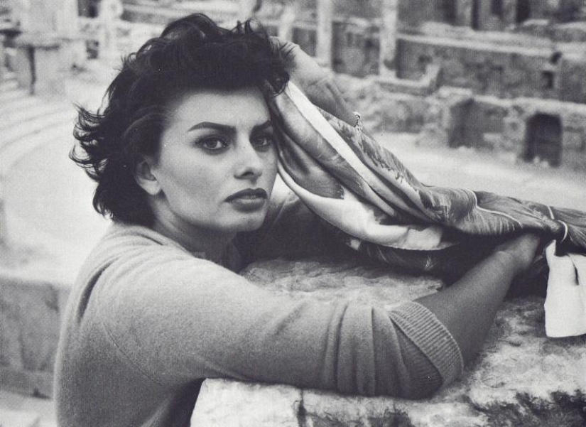 La incomparable Sophia Loren, la mujer italiana más hermosa, cumplió 86 años hoy La incomparable Sophia Loren, la mujer italiana más hermosa, cumplió 86 años hoy