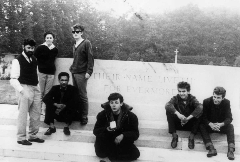 La trágica historia de vida de Stuart Sutcliffe, el"quinto Beatle" La trágica historia de vida de Stuart Sutcliffe, el"quinto Beatle"