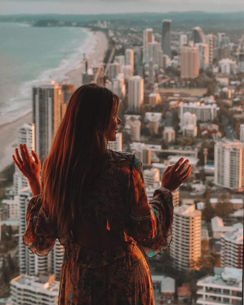 La Viuda Alegre: La esposa del difunto Hugh Hefner está disfrutando de una vida glamurosa y ya ha encontrado un nuevo amor La Viuda Alegre: La esposa del difunto Hugh Hefner está disfrutando de una vida glamurosa y ya ha encontrado un nuevo amor