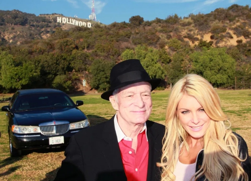 La Viuda Alegre: La esposa del difunto Hugh Hefner está disfrutando de una vida glamurosa y ya ha encontrado un nuevo amor La Viuda Alegre: La esposa del difunto Hugh Hefner está disfrutando de una vida glamurosa y ya ha encontrado un nuevo amor