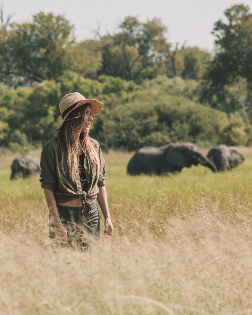 La Viuda Alegre: La esposa del difunto Hugh Hefner está disfrutando de una vida glamurosa y ya ha encontrado un nuevo amor La Viuda Alegre: La esposa del difunto Hugh Hefner está disfrutando de una vida glamurosa y ya ha encontrado un nuevo amor