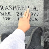 La viuda dio a luz a su difunto marido cinco años después de su muerte, y su actual marido no estaba en contra