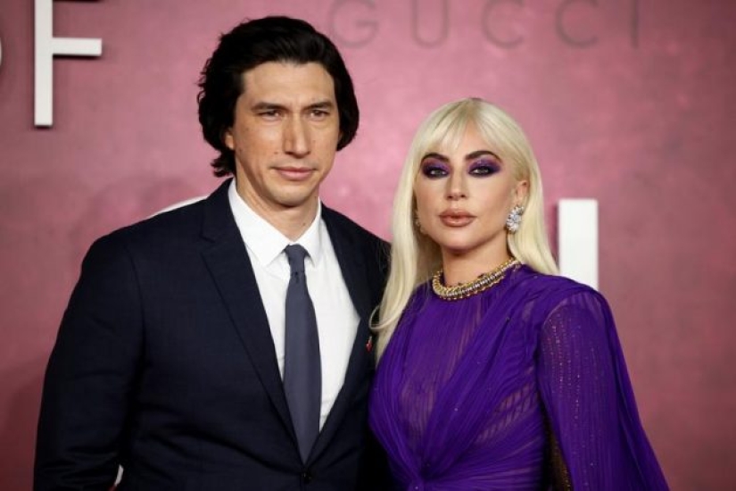 Lady Gaga y otros actores en el estreno de "Gucci House" Lady Gaga y otros actores en el estreno de "Gucci House"