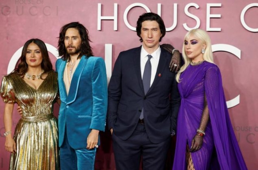 Lady Gaga y otros actores en el estreno de "Gucci House" Lady Gaga y otros actores en el estreno de "Gucci House"