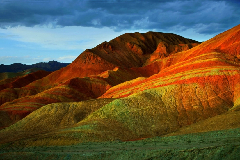 Landscape Danxia — colored mountains of China