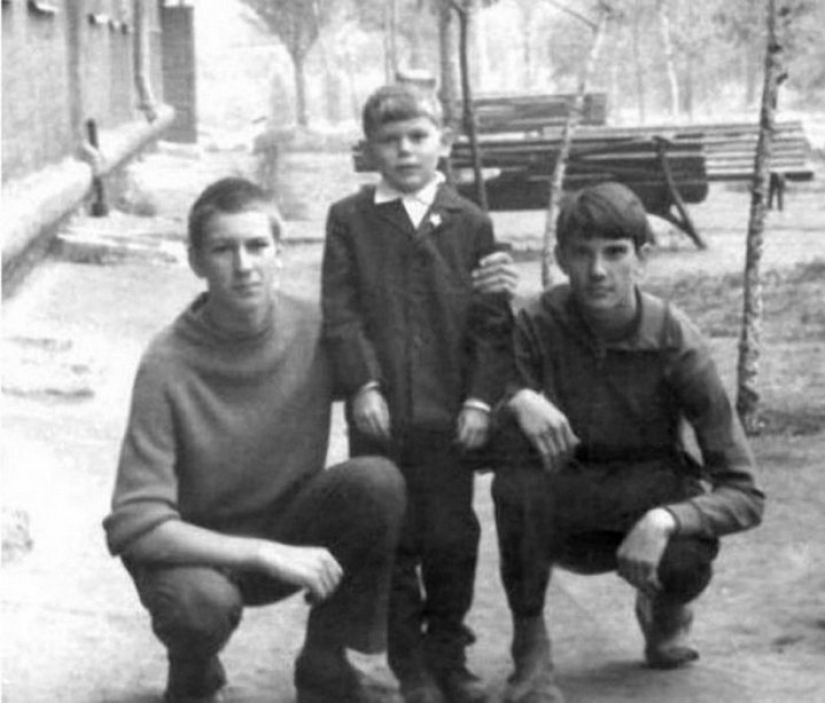 Las estrellas de nuestra infancia en el círculo familiar. Fotos de casa archivos Las estrellas de nuestra infancia en el círculo familiar. Fotos de casa archivos