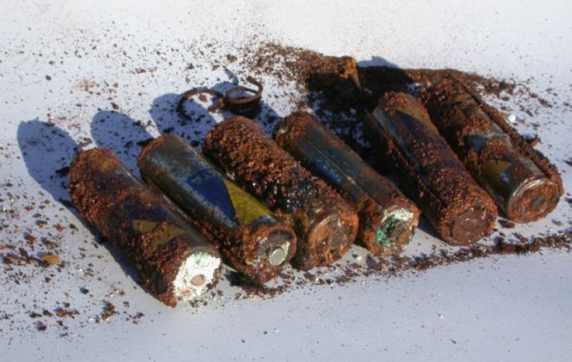 Leaked battery: how to fix