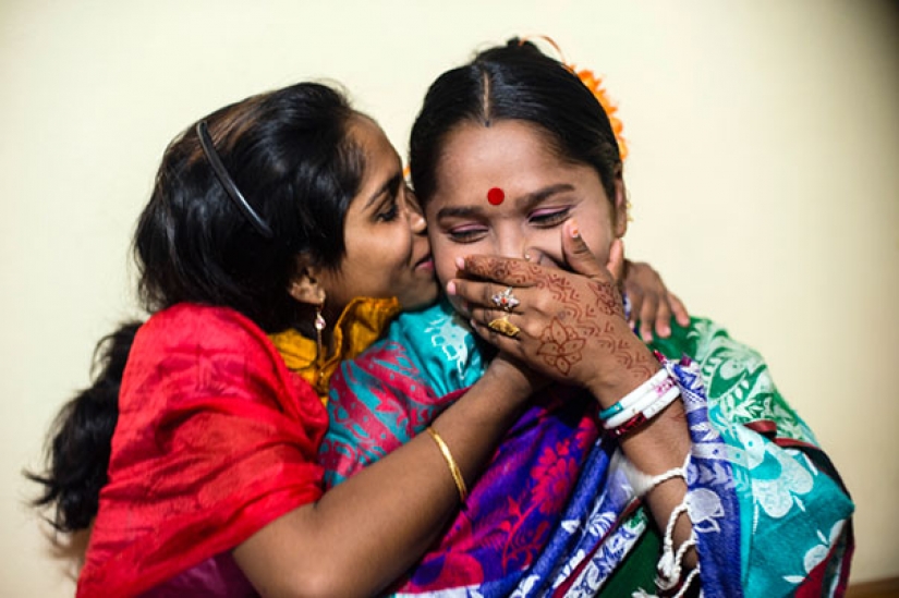 Living inside a brothel in Bangladesh