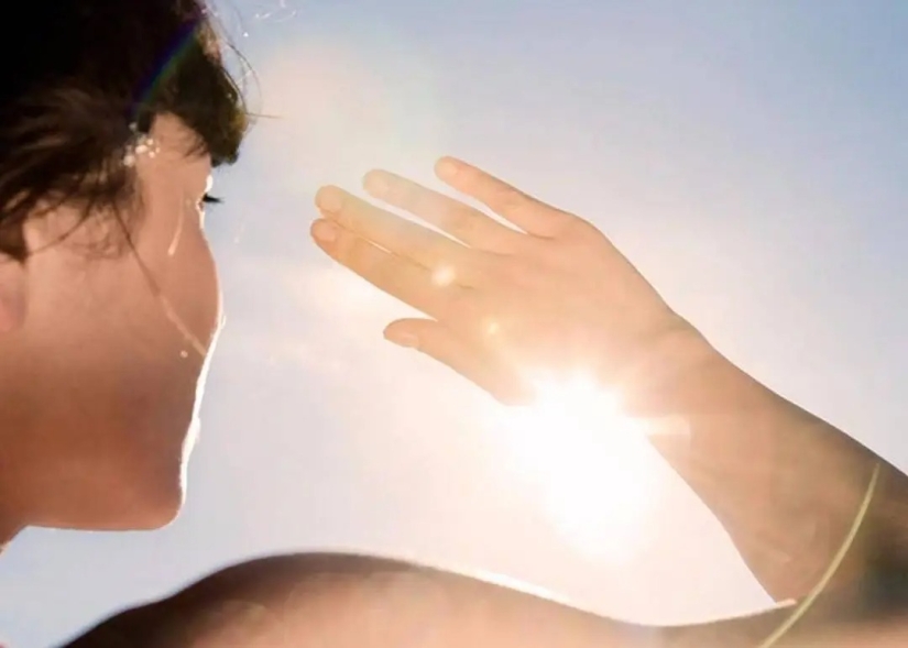 Look at the sun and not go blind? Easy! A pensioner from India has set an unusual record