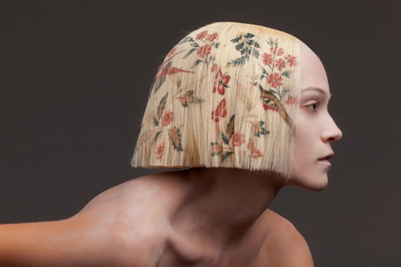 Looks like digital print hair stylist hairstyles decorated with Baroque patterns