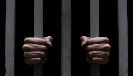 Los delincuentes con experiencia: 10 rusa celebridades que estuvieron en prisión