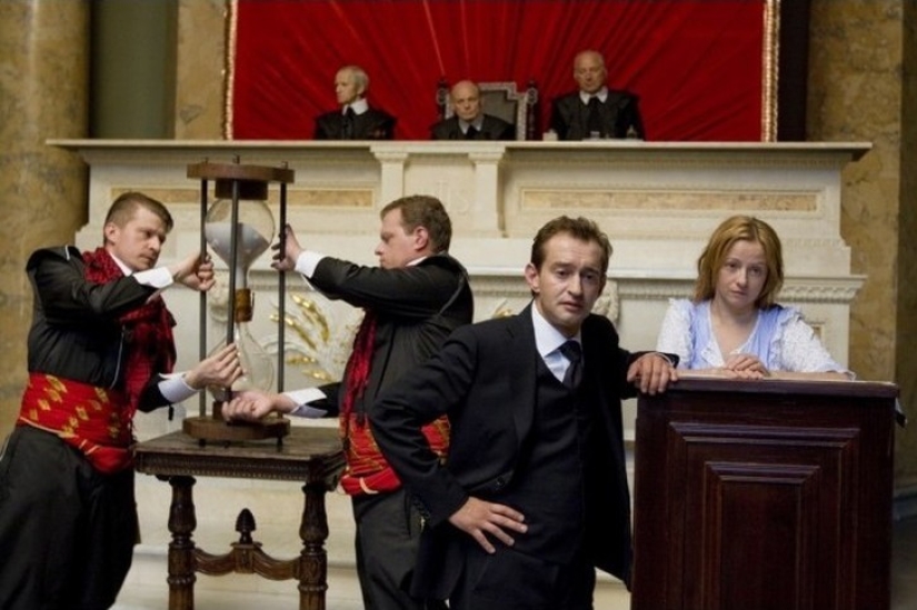 Los hombres normales no pueden construir relaciones con tales mujeres Los hombres normales no pueden construir relaciones con tales mujeres