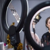 Los ricos también lloran: en China, un serpentinero fue multado con 210 millones de dólares por ocultar ingresos