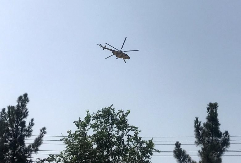 Los talibanes ingresan a la capital afgana después de una ofensiva relámpago Los talibanes ingresan a la capital afgana después de una ofensiva relámpago