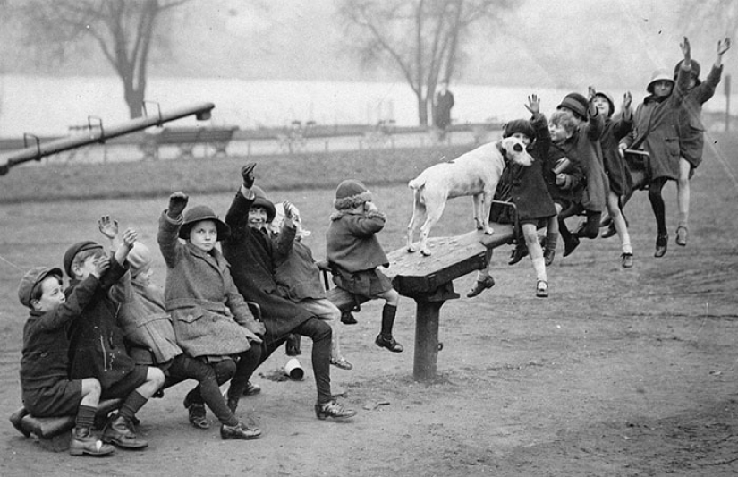Los tiempos en que todavía no había iPads, y los niños jugaban afuera