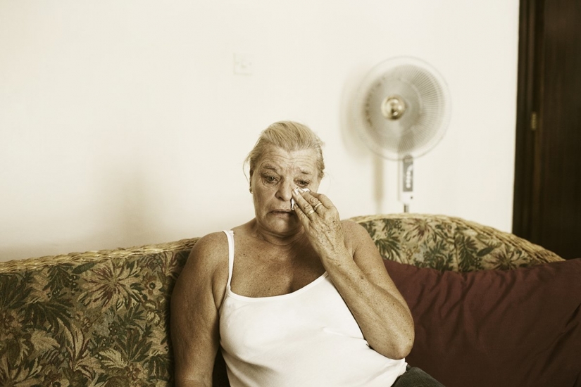 "Love! She's not here!": Female sex tourism in Kenya