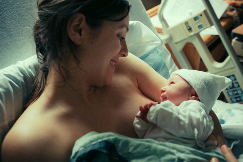 Loving husband hired 23 artist for an incredible gift to his wife Loving husband hired 23 artist for an incredible gift to his wife