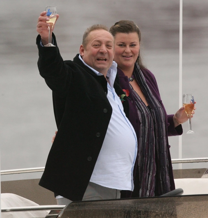 Mala suerte en el amor: por qué las parejas que se llevan el bote se rompen poco después de ganar