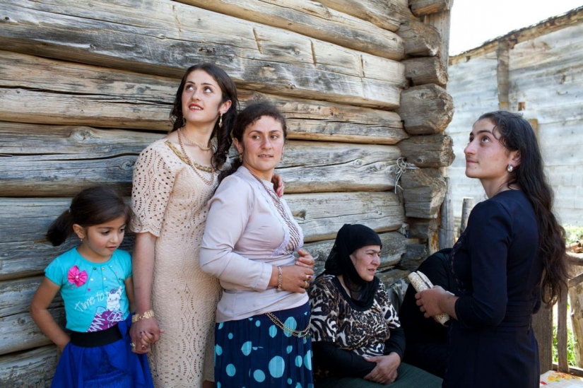 Marriageable girls: how do underage brides live in Georgia Marriageable girls: how do underage brides live in Georgia