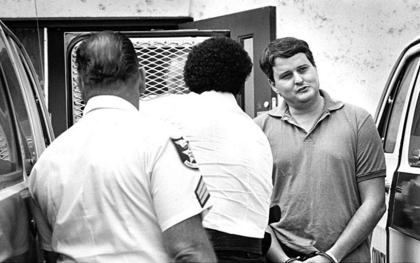 Meeting after 35 years: the maniac and the victim who killed him met at the execution