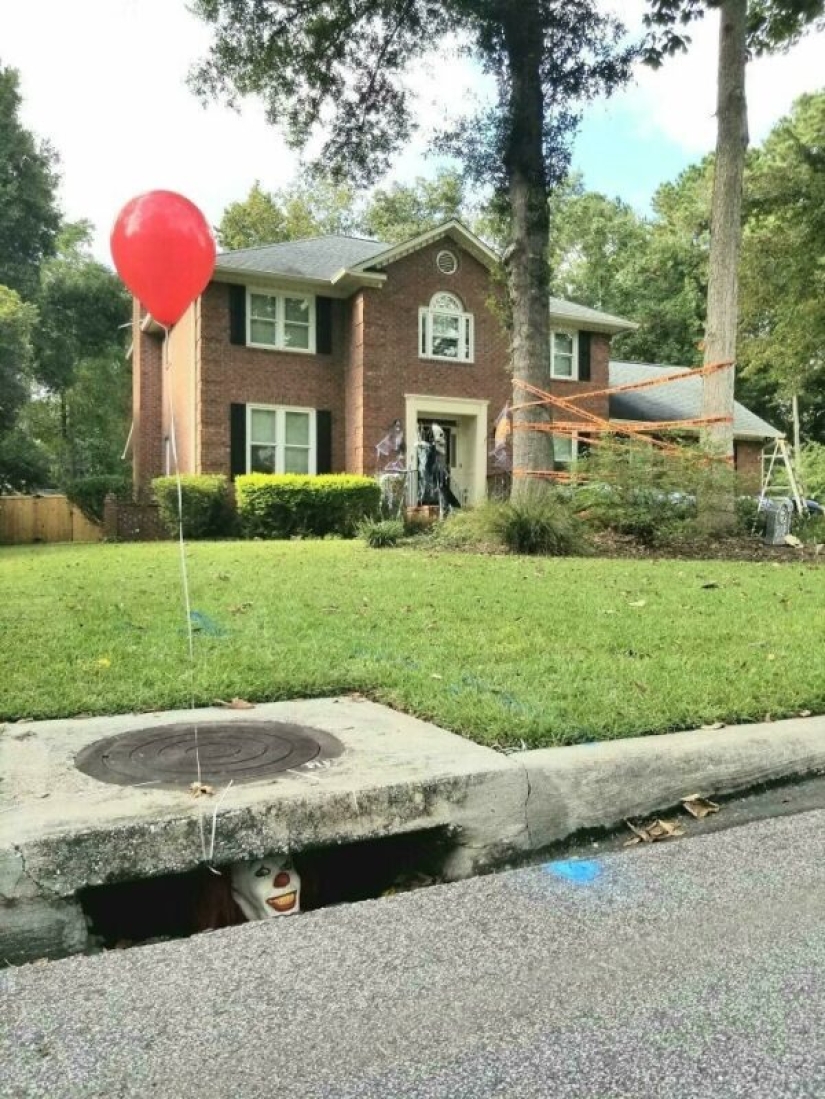 Memno, a gran escala, pesadilla: 30 ejemplos de decoración ingeniosa de los fanáticos de Halloween