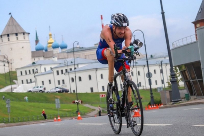Mikhail Astashov: the path from a food deliverer to a Paralympic champion Mikhail Astashov: the path from a food deliverer to a Paralympic champion