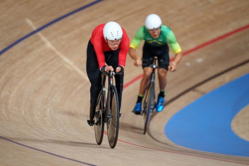 Mikhail Astashov: the path from a food deliverer to a Paralympic champion Mikhail Astashov: the path from a food deliverer to a Paralympic champion