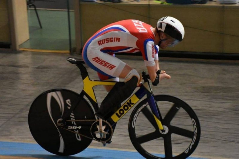 Mikhail Astashov: the path from a food deliverer to a Paralympic champion Mikhail Astashov: the path from a food deliverer to a Paralympic champion