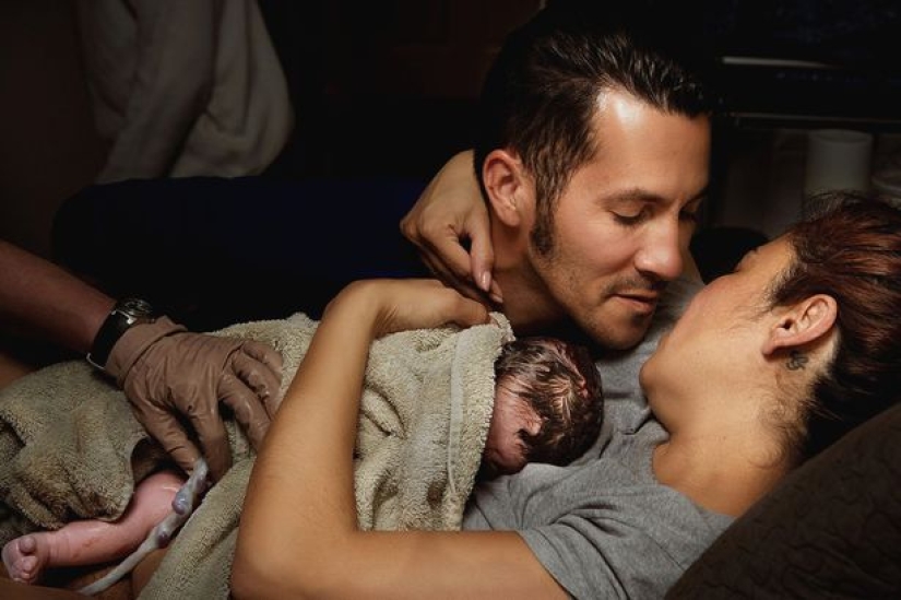 Miracle of births: winners of the international Birth Photography Awards this year captured the emotions and the first seconds of life in all their original beauty (18 +) Miracle of births: winners of the international Birth Photography Awards this year captured the emotions and the first seconds of life in all their original beauty (18 +)