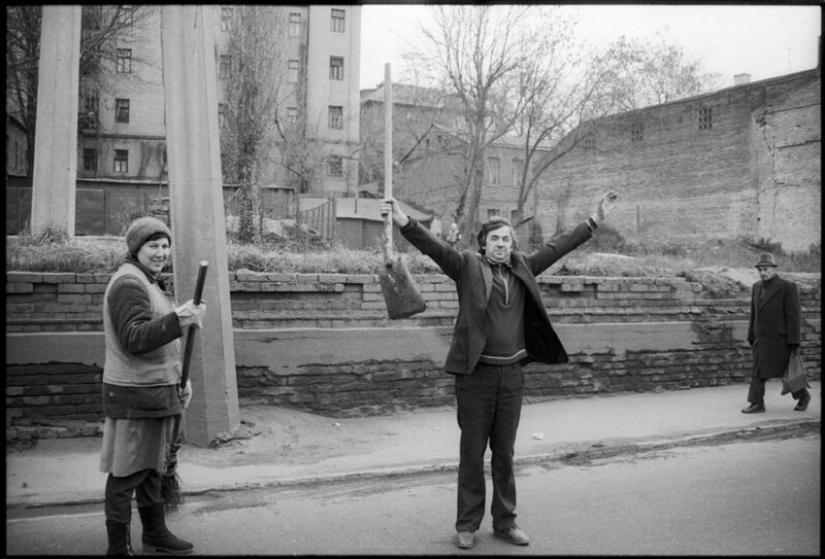 Misha Pedan and the best pictures from his photo album "The End of a beautiful era" Misha Pedan and the best pictures from his photo album "The End of a beautiful era"