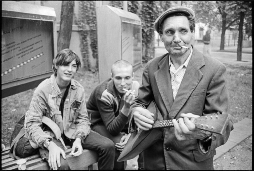 Misha Pedan y las mejores fotos de su álbum de fotos "El fin de una era hermosa" Misha Pedan y las mejores fotos de su álbum de fotos "El fin de una era hermosa"
