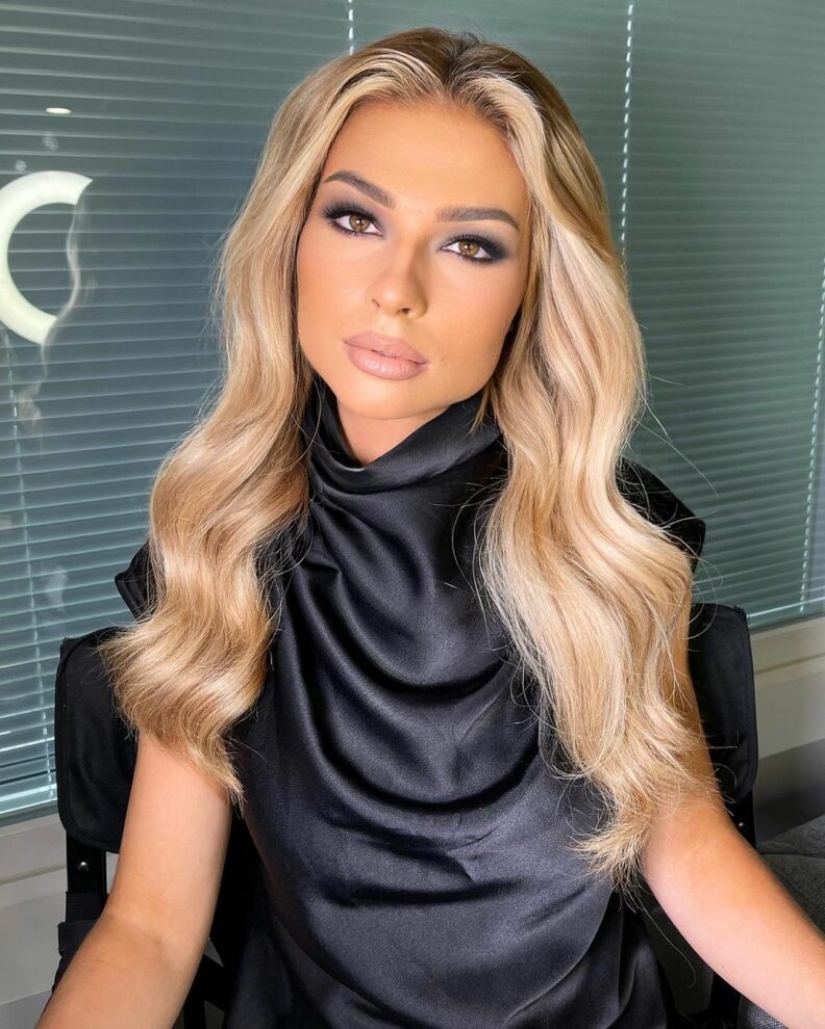 "Miss Finlandia 2021" Essie Unkuri recordó un viejo video con nadar en un agujero de hielo