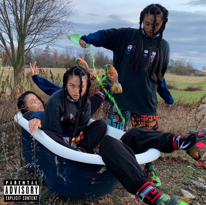 MLMA - linda chica asiática que trenzará su cerebro