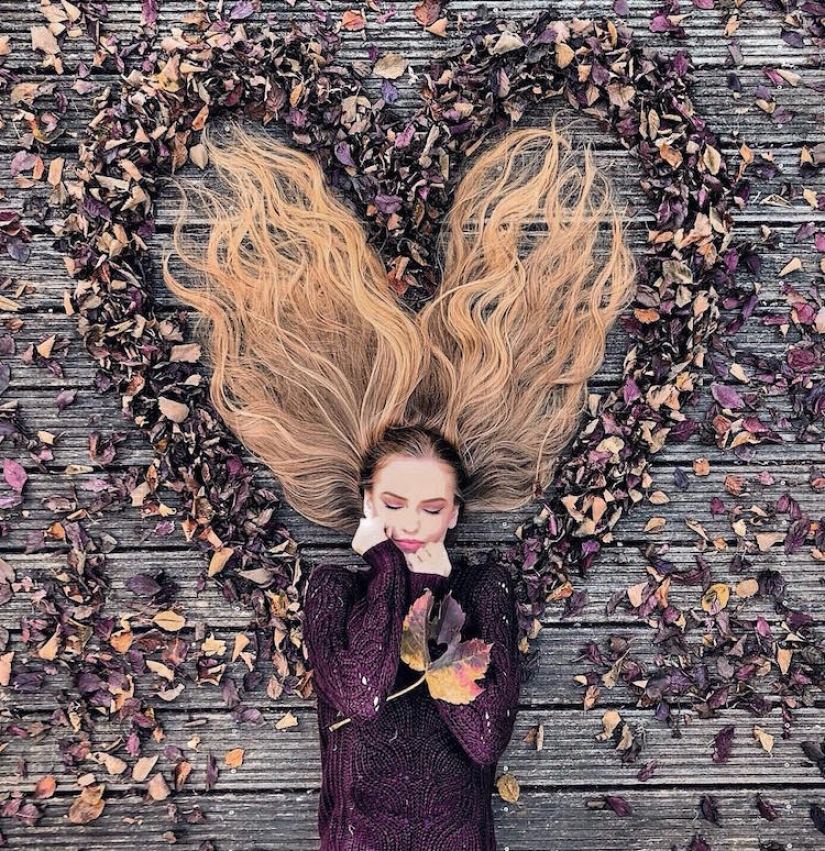 Modern Rapunzel from Holland creates "pictures" with the help of her hair