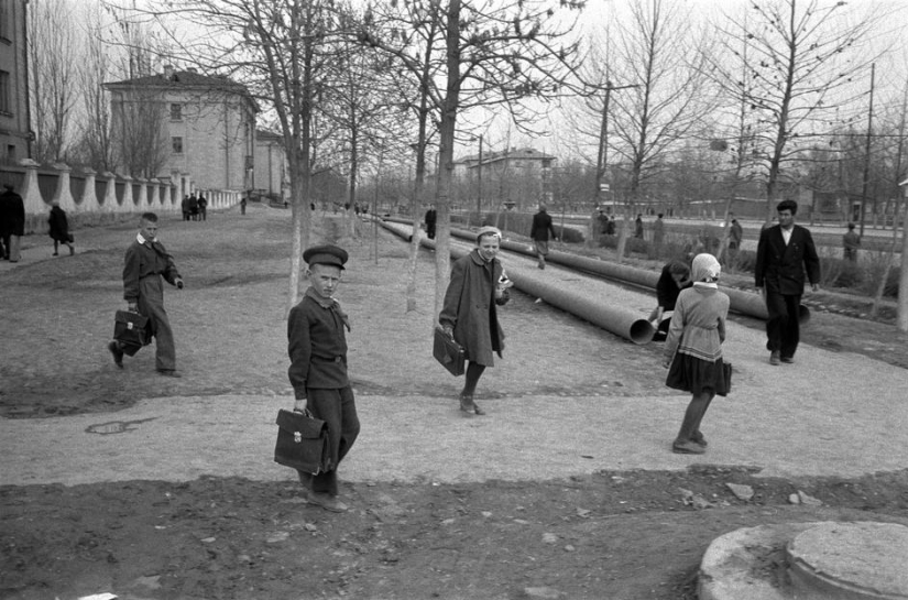 Moscow 1958 in photographs by Erich Lessing