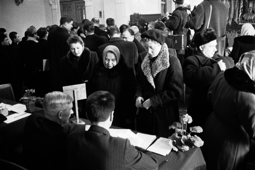 Moscow 1958 in photographs by Erich Lessing