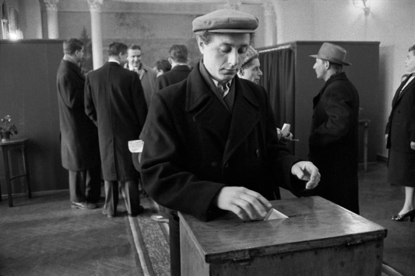 Moscow 1958 in photographs by Erich Lessing