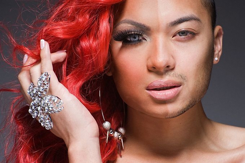 Mostrar la cara de burla a la diva con maquillaje y sin el proyecto Leland Bobba Mostrar la cara de burla a la diva con maquillaje y sin el proyecto Leland Bobba